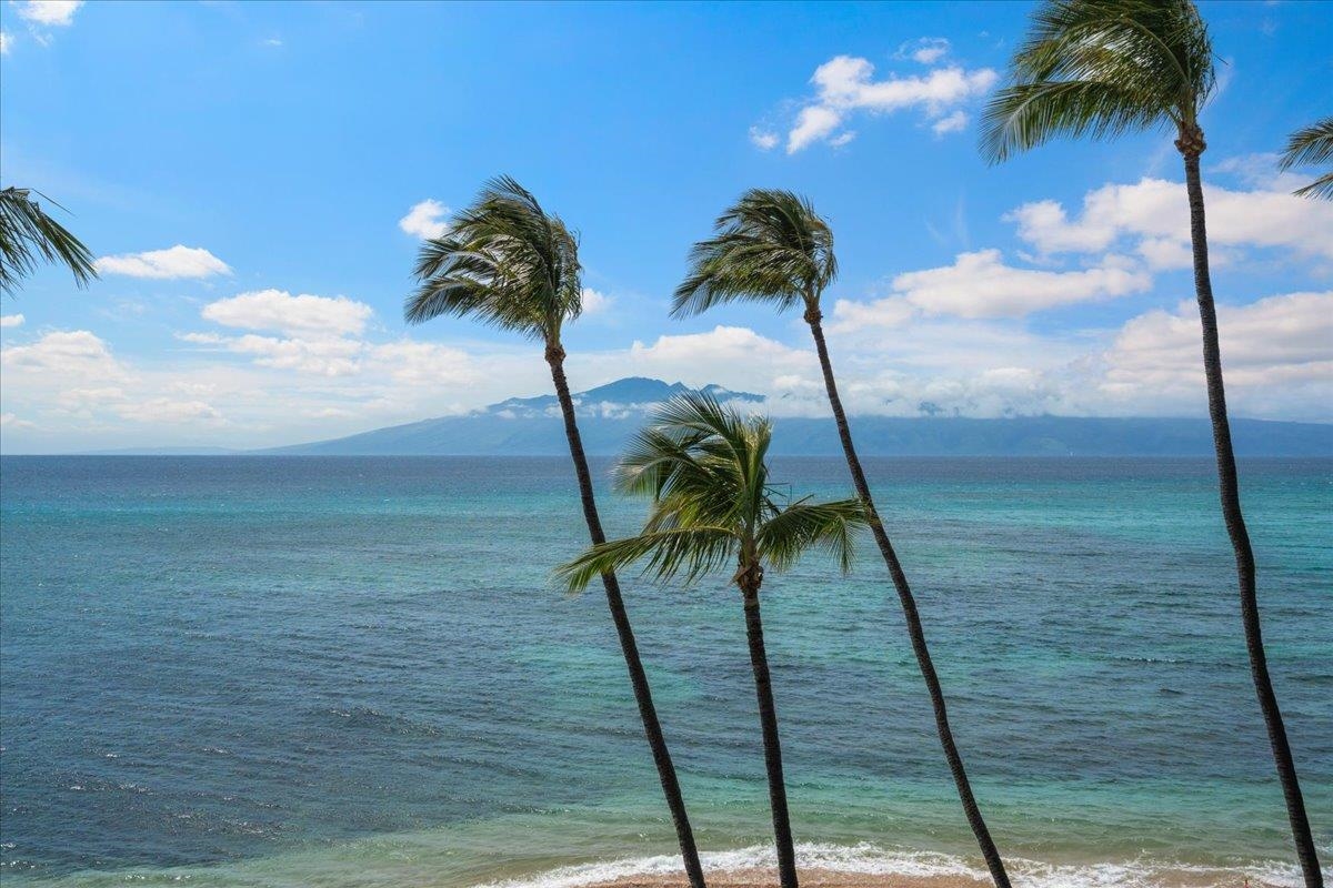 Hale Mahina condo # B404, Lahaina, Hawaii - photo 23 of 36