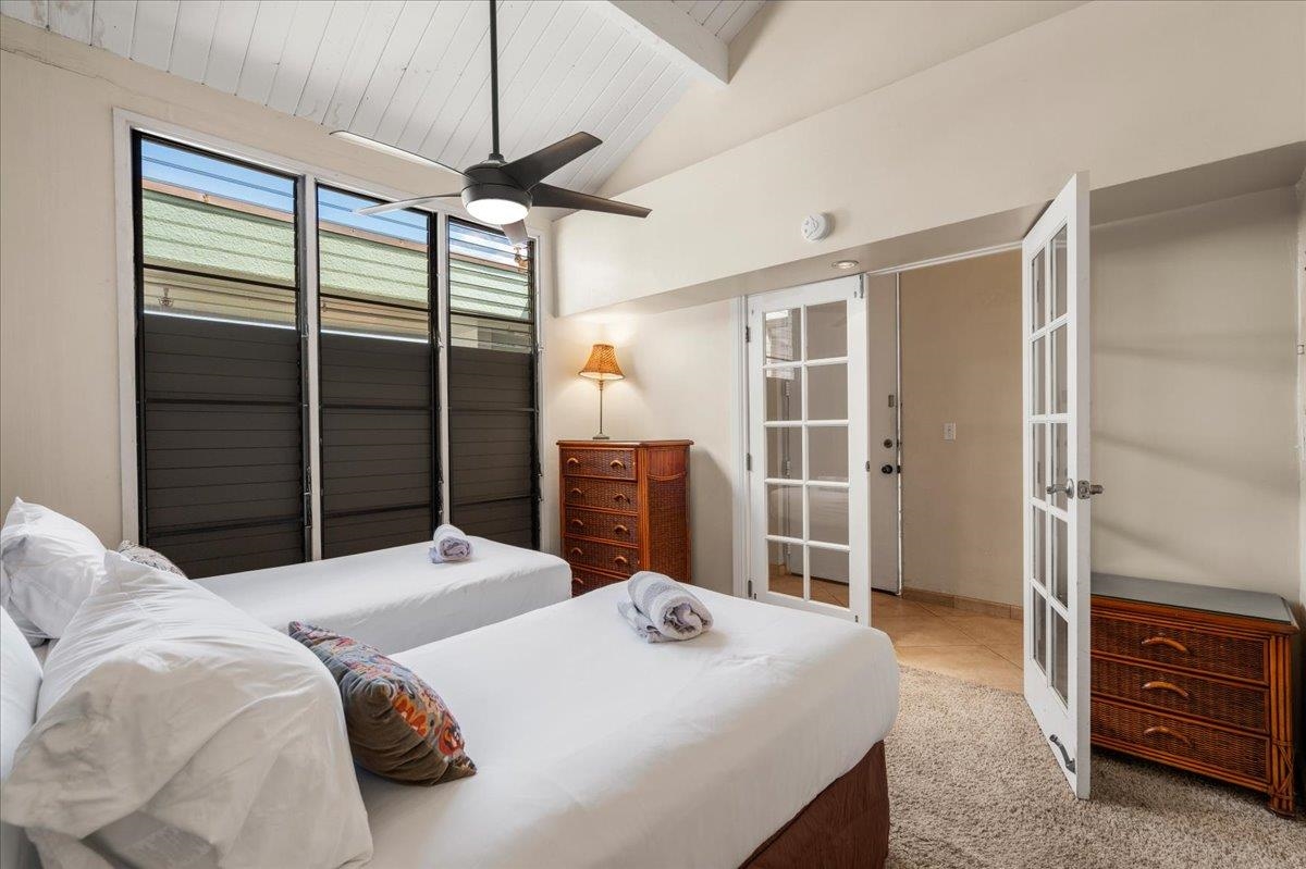 Hale Mahina condo # B404, Lahaina, Hawaii - photo 34 of 36