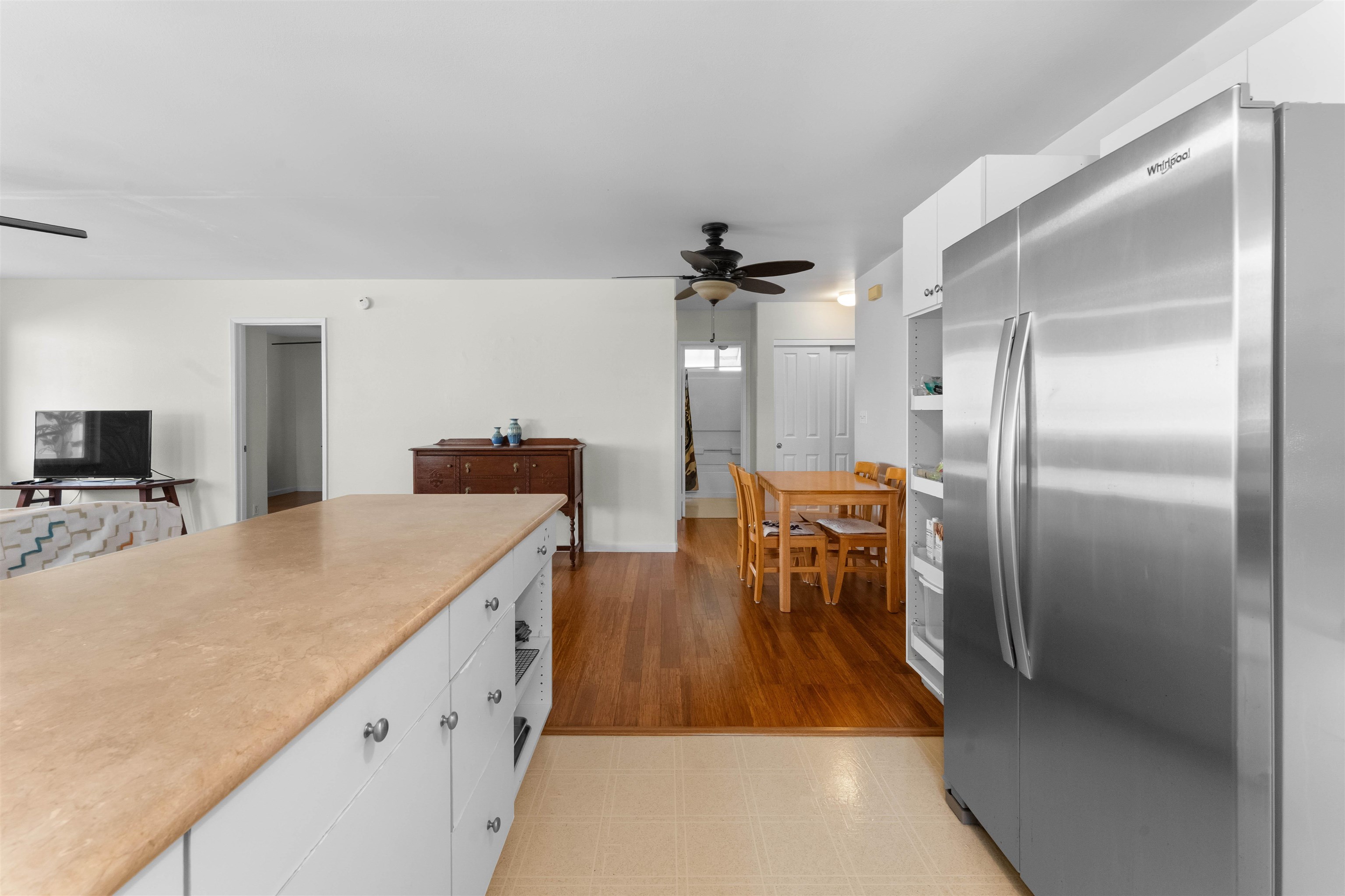 39  Hoola Hou St , Wailuku home - photo 11 of 25