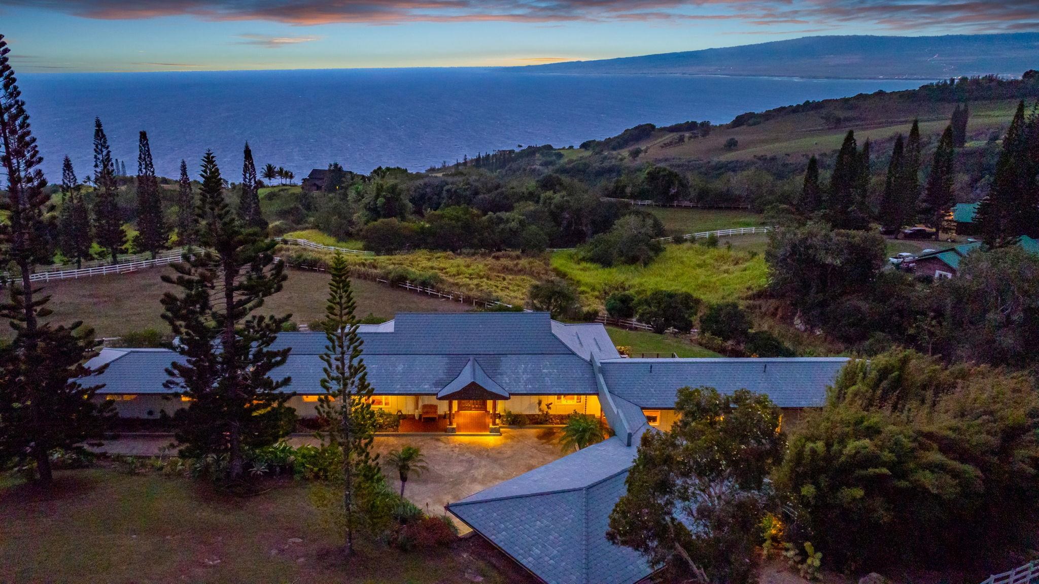 39  Lahaole Pl Kahakuloa, Wailuku home - photo 3 of 50