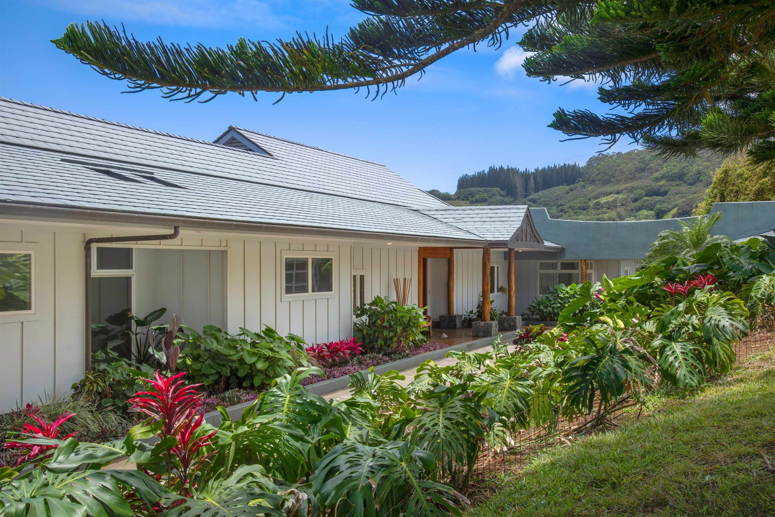 39  Lahaole Pl Maluhia Country Ranches, Wailuku home - photo 14 of 50