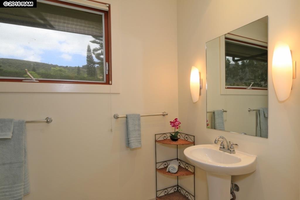 39  Lahaole Pl Kahakuloa, Kahakuloa home - photo 17 of 30