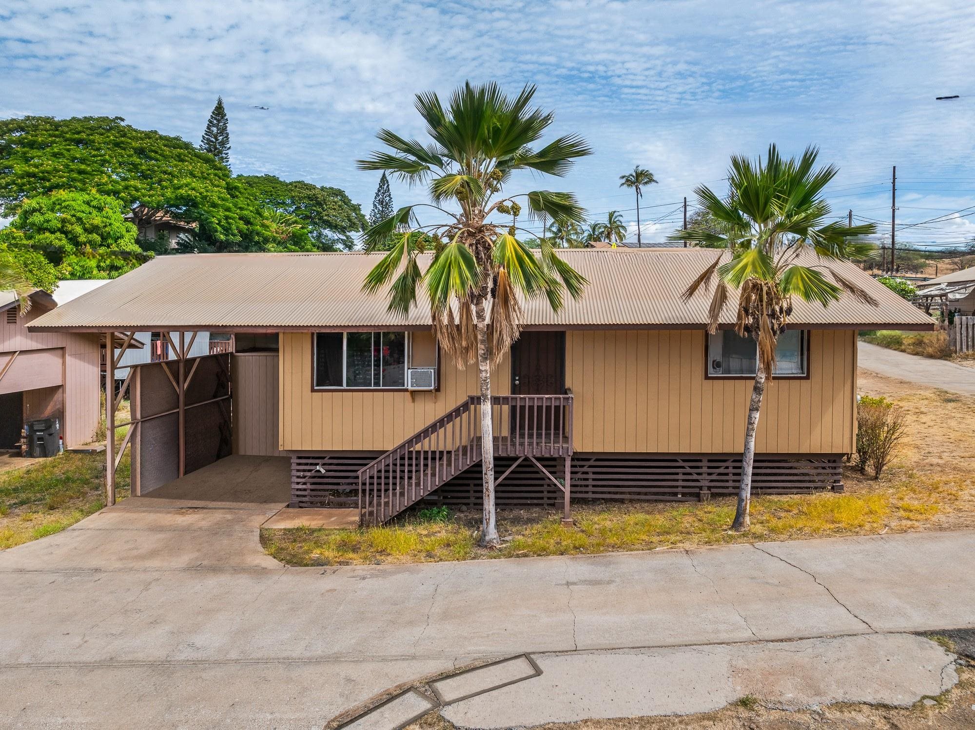 390  Auhana Rd , Kihei home - photo 2 of 33