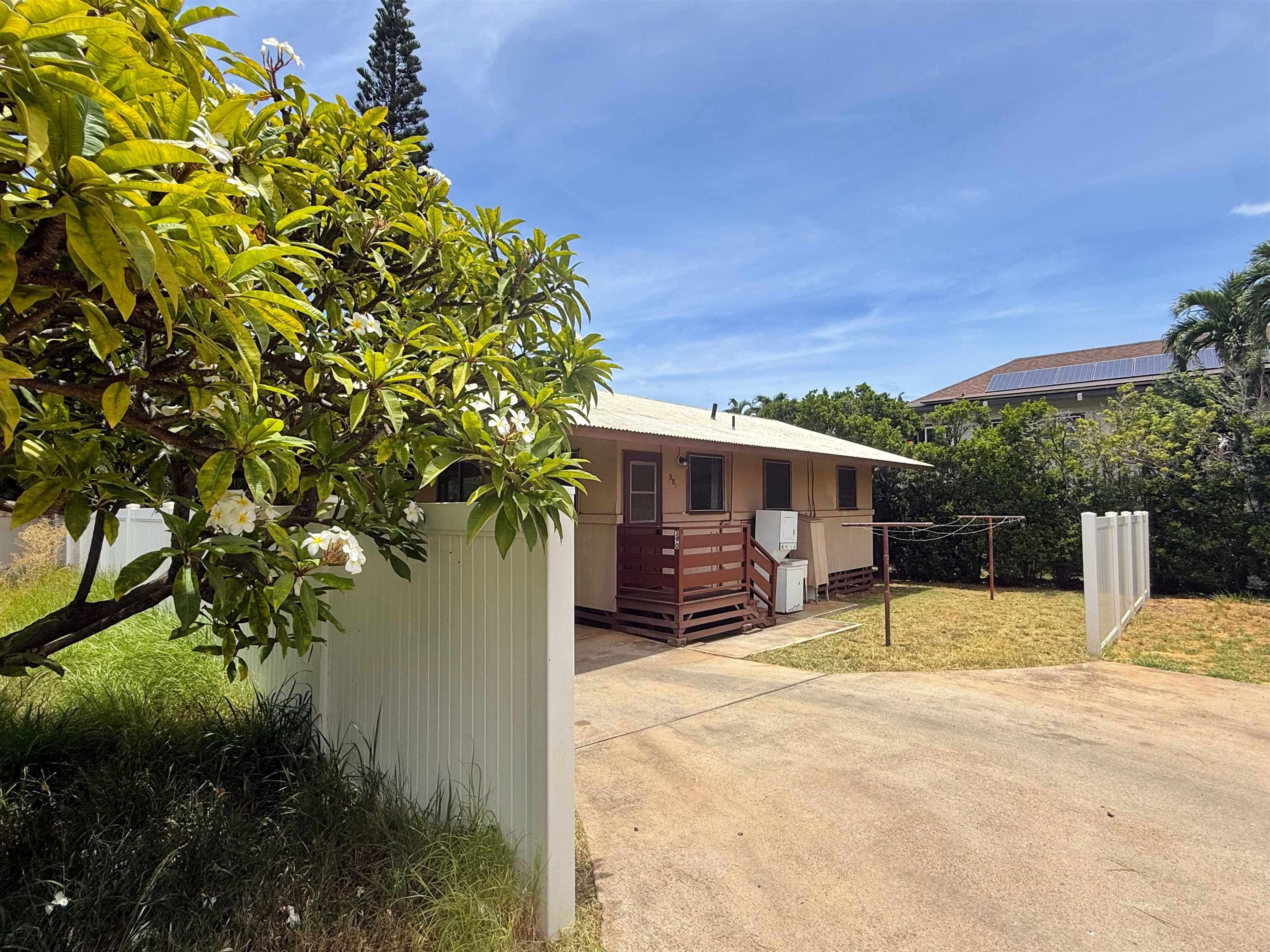 390  Auhana Rd , Kihei home - photo 4 of 31