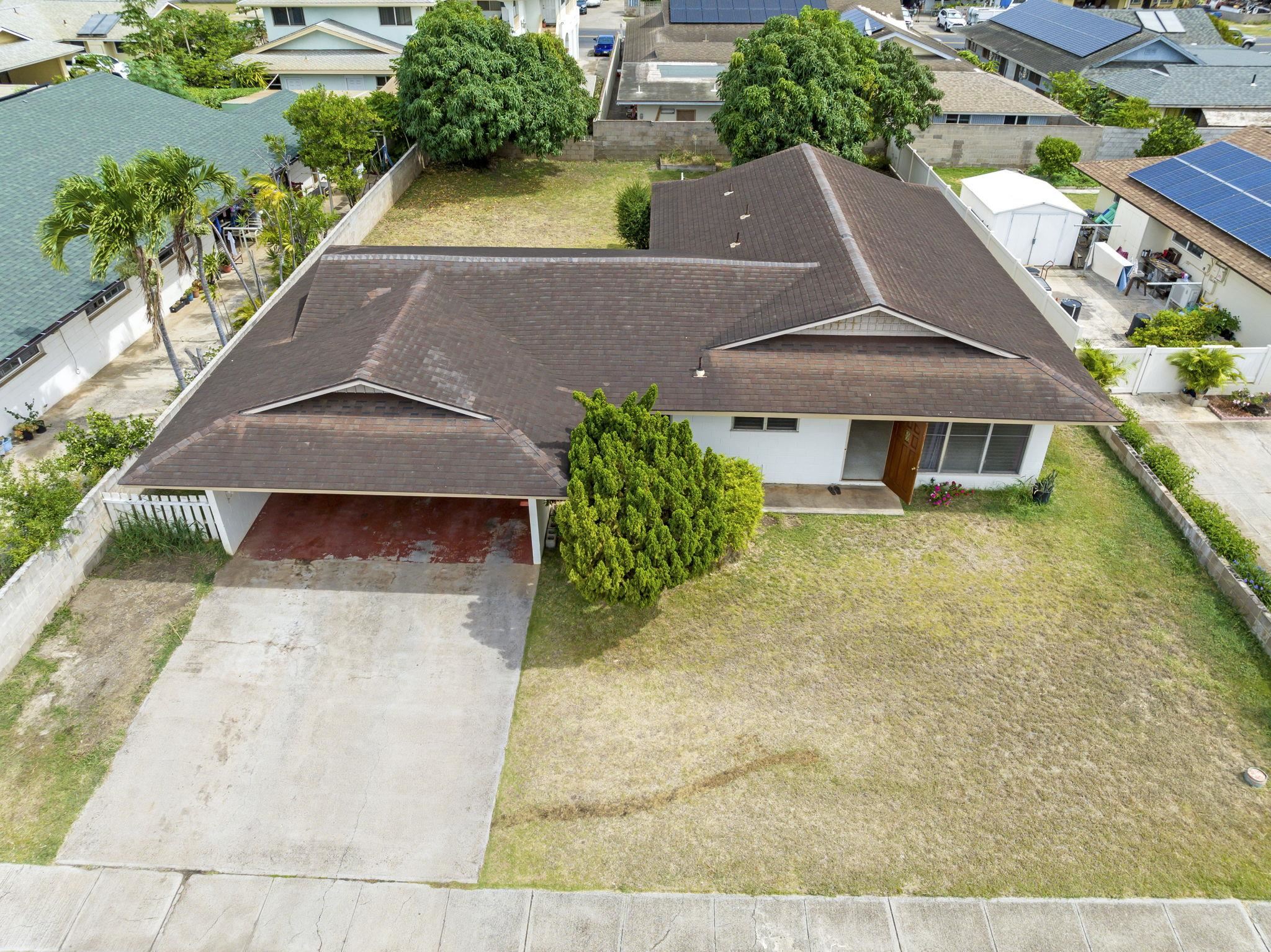 390  Hawaii St Twelfth Increment, Kahului home - photo 2 of 27