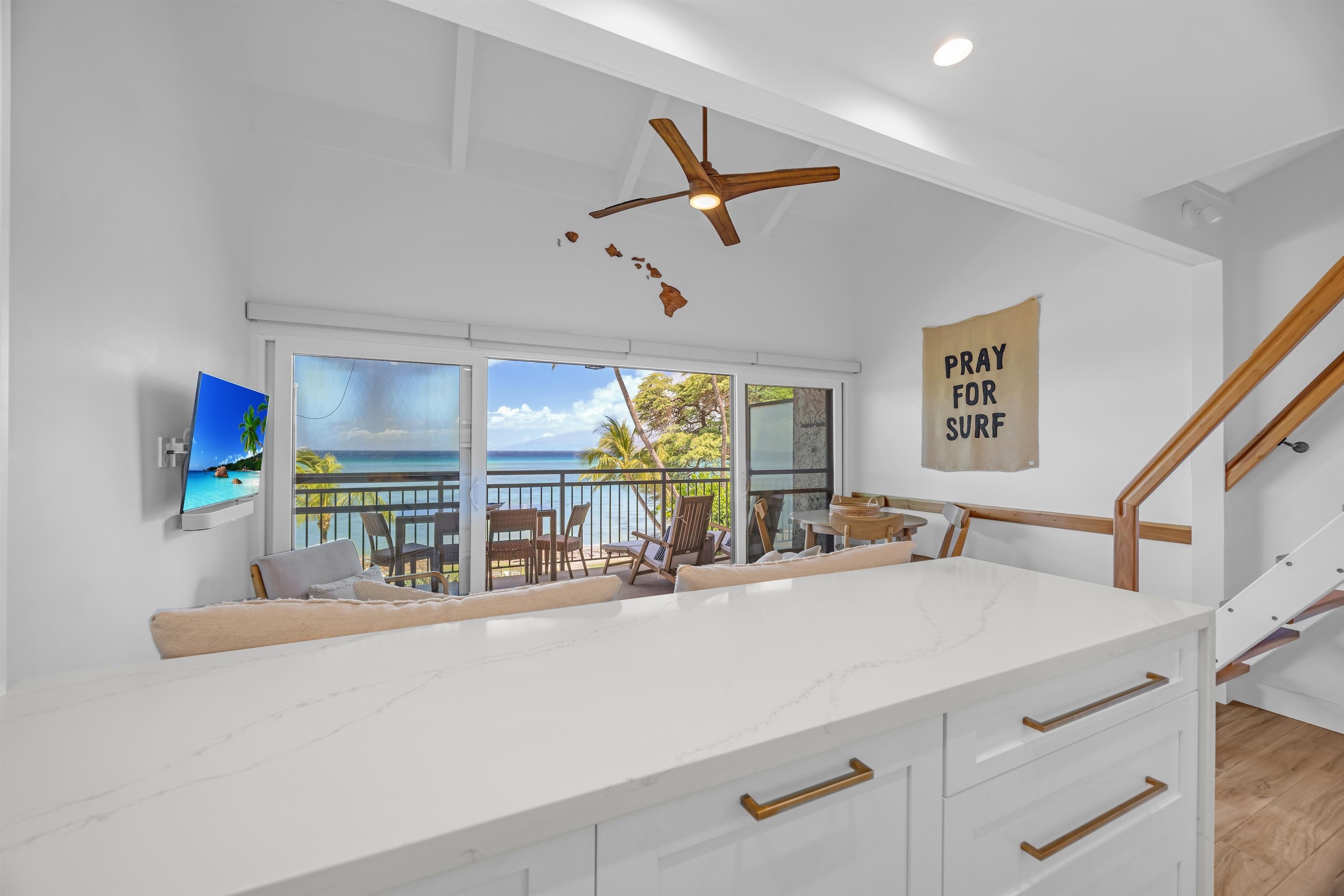 Hoyochi Nikko condo # 207, Lahaina, Hawaii - photo 4 of 43
