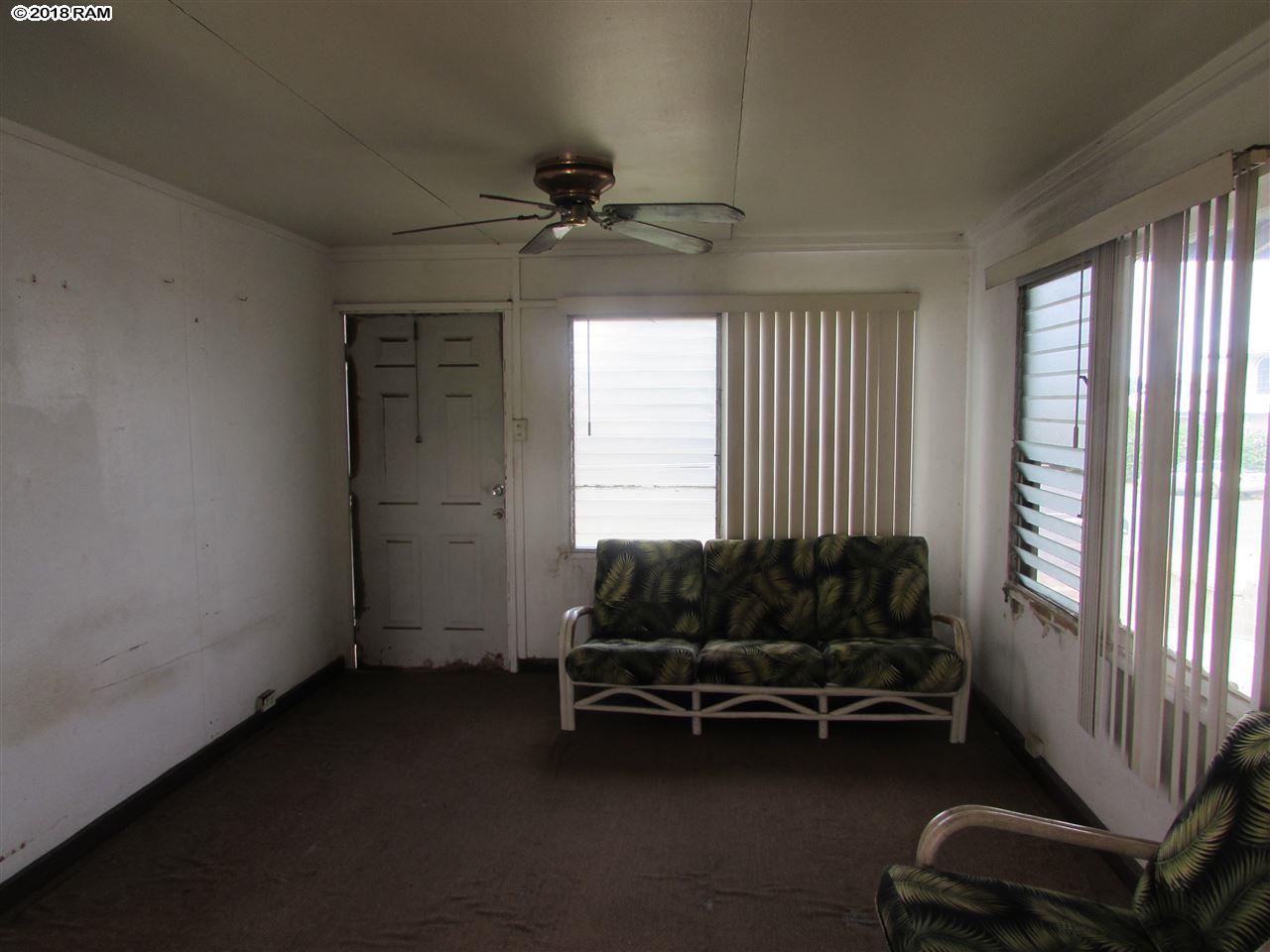 393  One St , Kahului home - photo 6 of 10