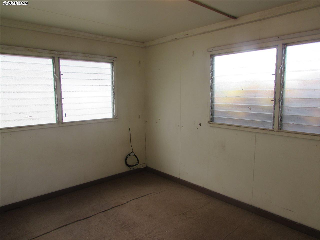 393  One St , Kahului home - photo 7 of 10