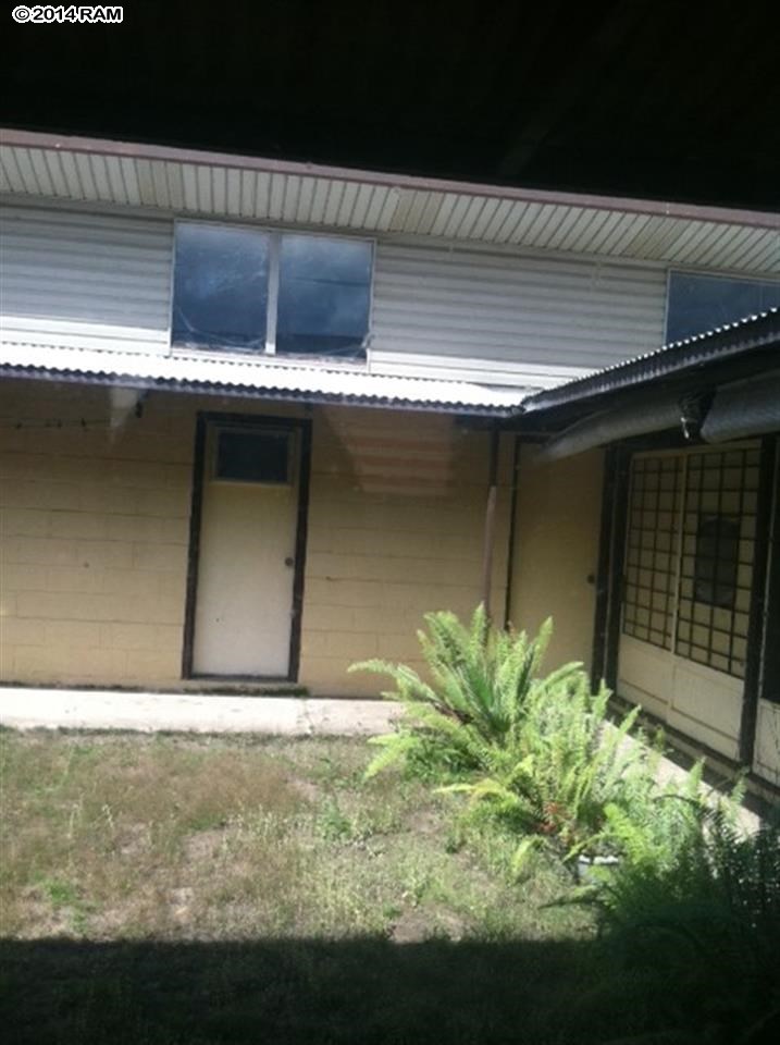 394  Ano St , Kahului home - photo 3 of 17