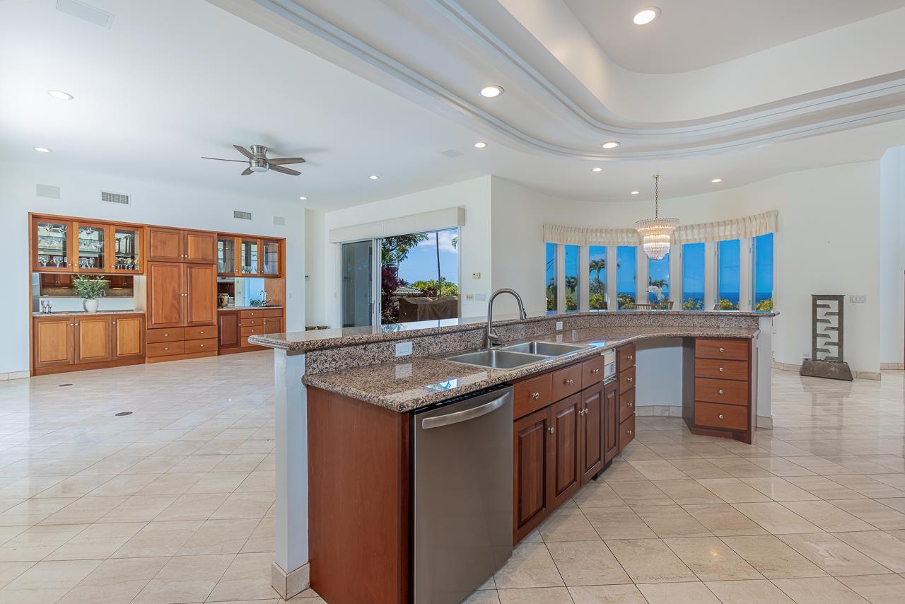 3943  Wailea Ekolu Pl Wailea, Wailea/Makena home - photo 19 of 50