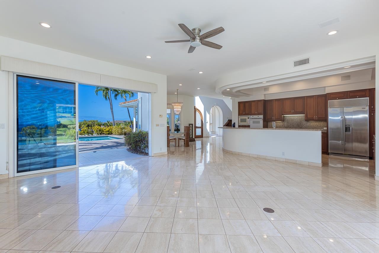 3943  Wailea Ekolu Pl Wailea, Wailea/Makena home - photo 20 of 50