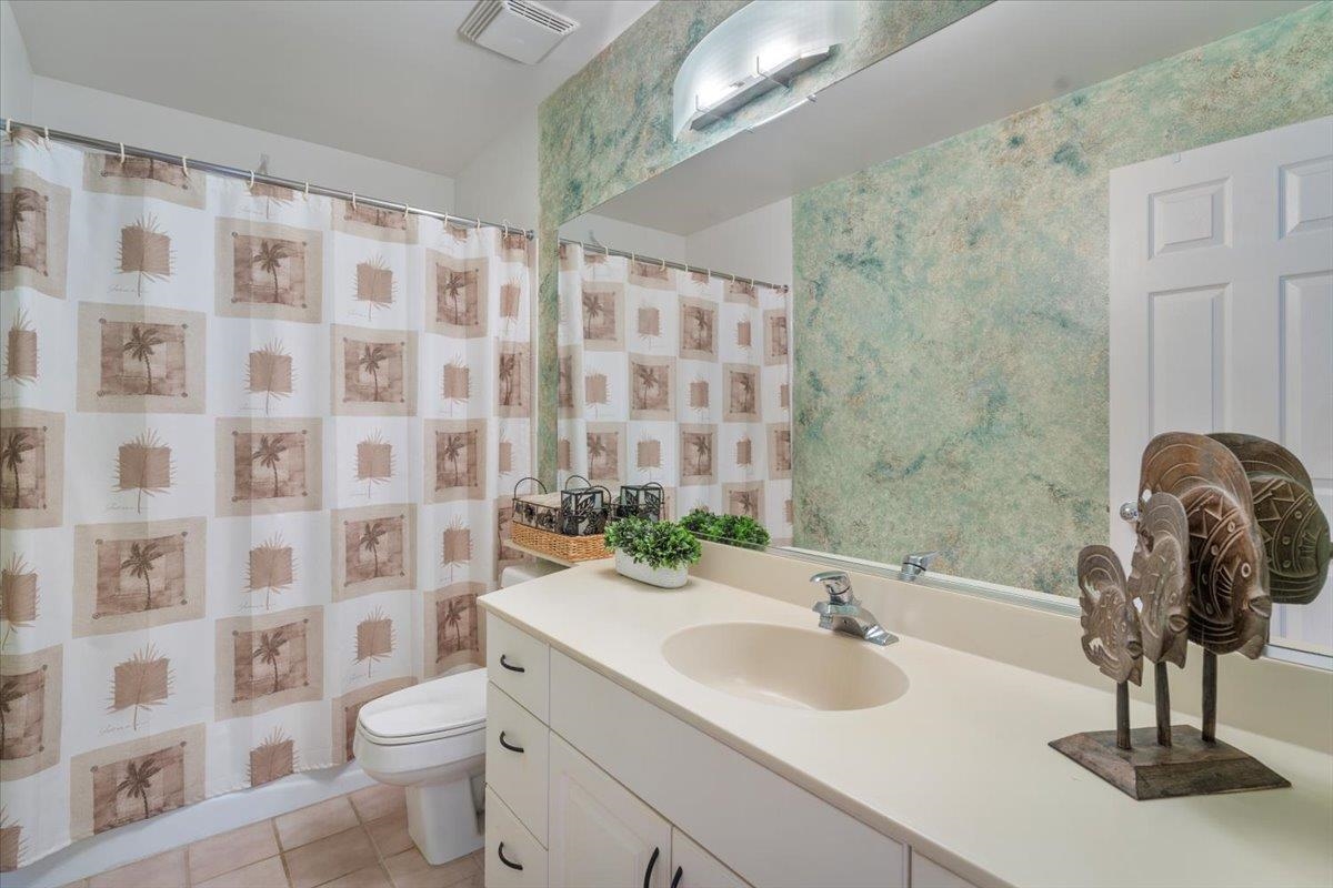 Wailea Fairway Villas condo # D-202, Kihei, Hawaii - photo 17 of 29