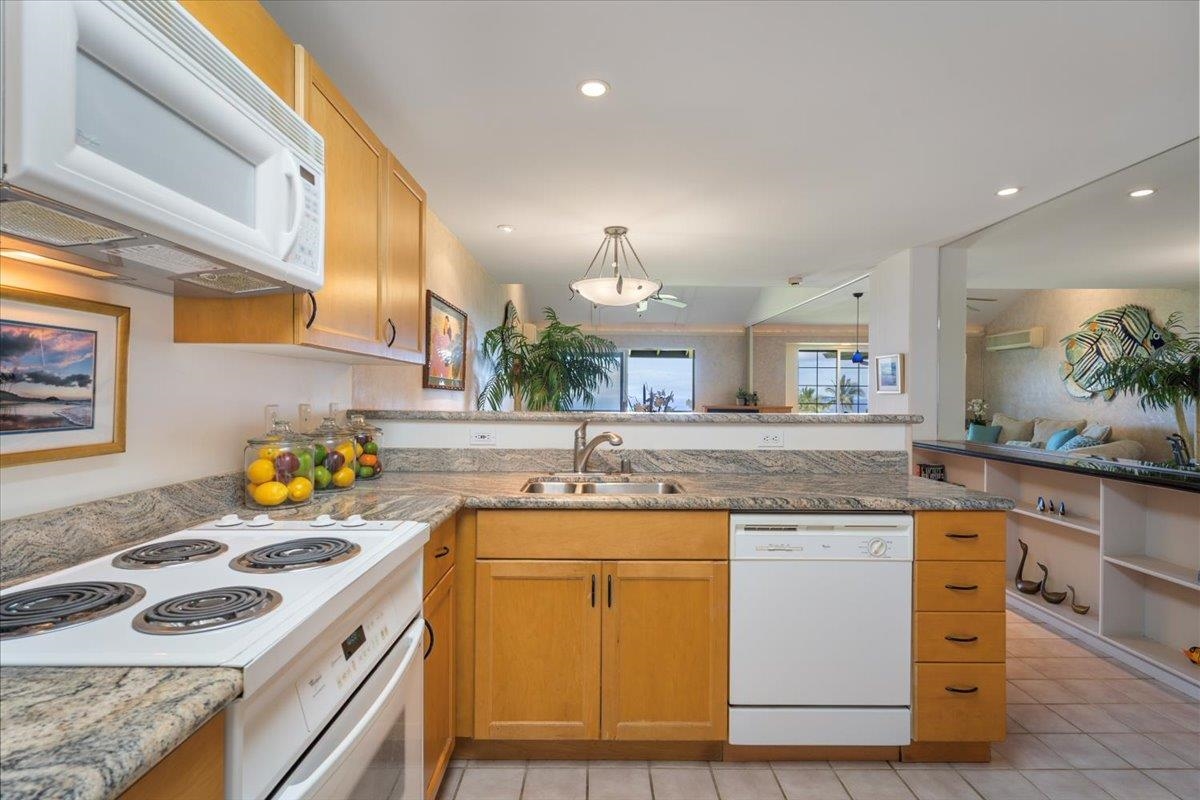 Wailea Fairway Villas condo # D-202, Kihei, Hawaii - photo 22 of 29