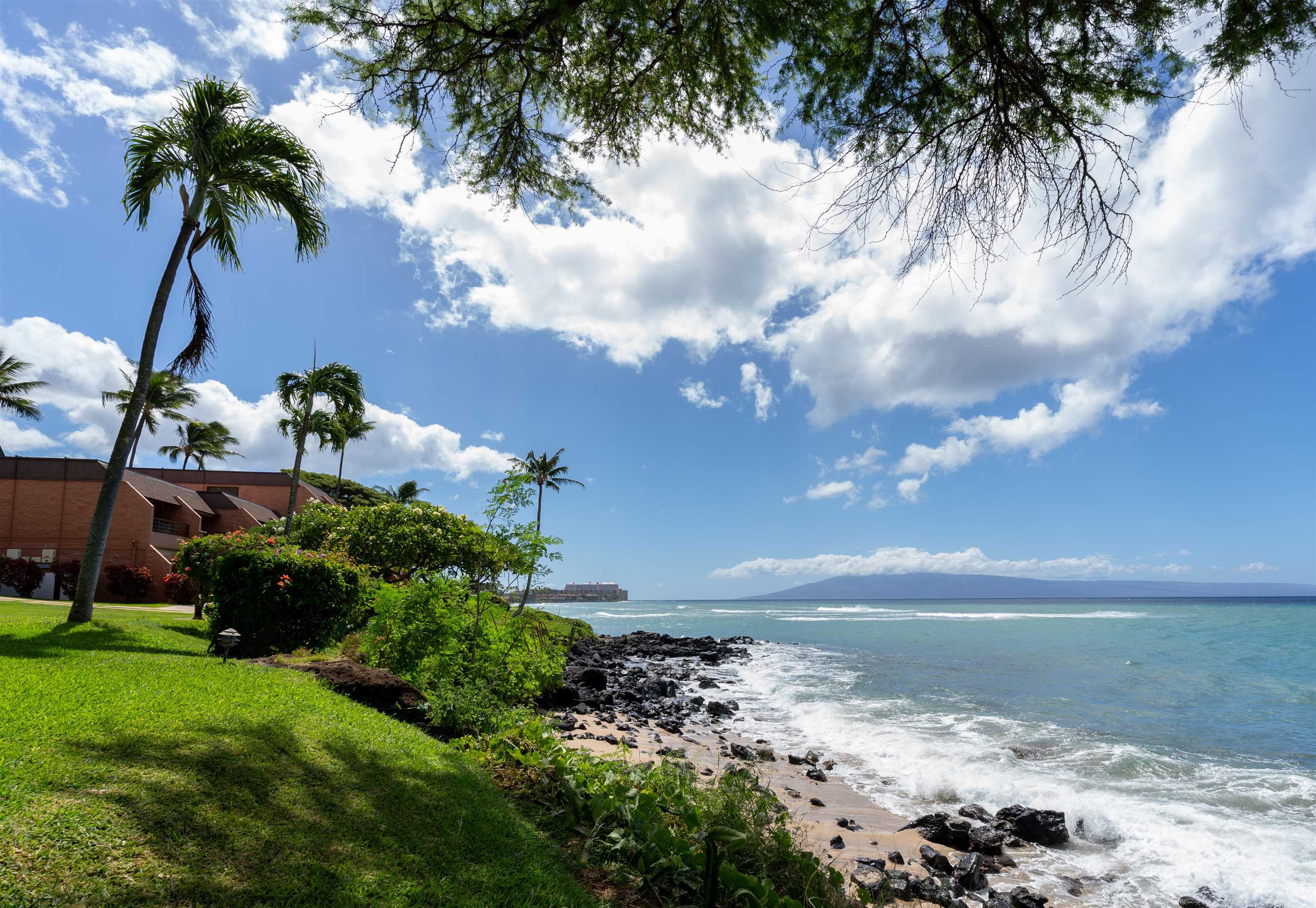 Kuleana II condo # 207, Lahaina, Hawaii - photo 20 of 23