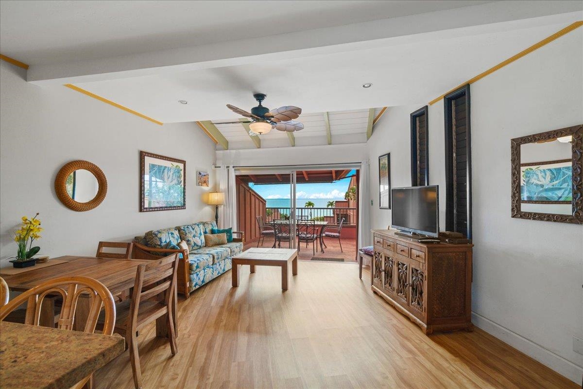 Kuleana II condo # 207, Lahaina, Hawaii - photo 2 of 29