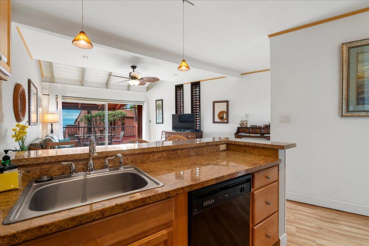 Kuleana II condo # 207, Lahaina, Hawaii - photo 13 of 29