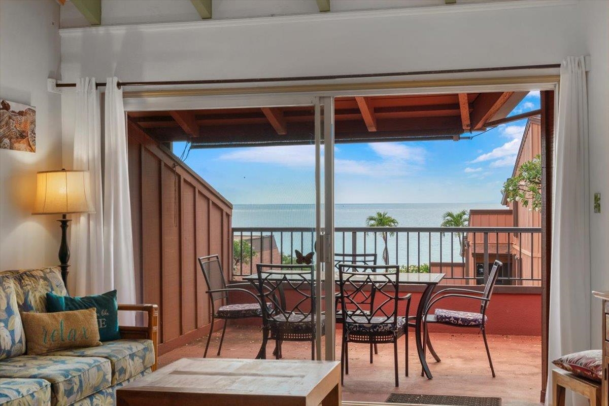Kuleana II condo # 207, Lahaina, Hawaii - photo 17 of 29