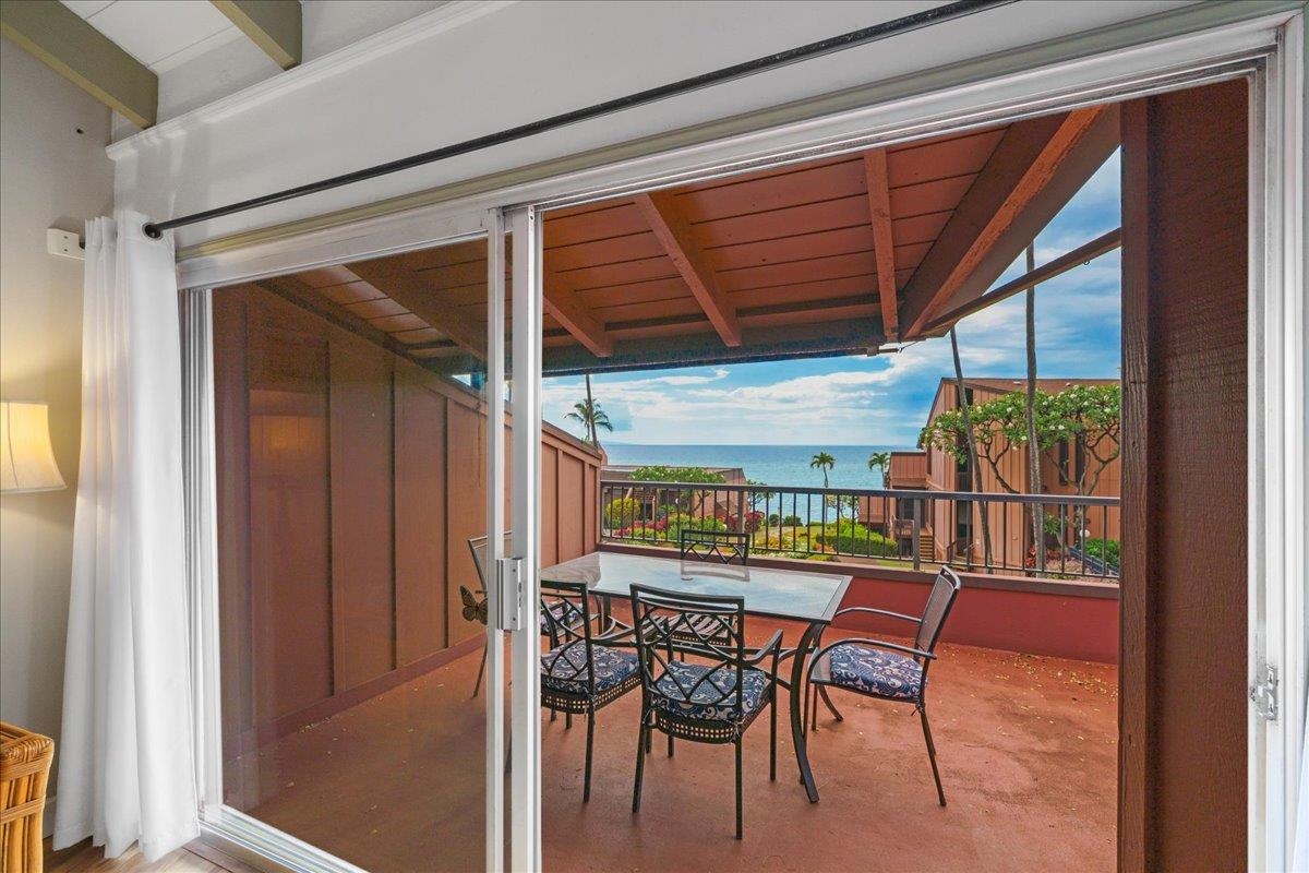 Kuleana II condo # 207, Lahaina, Hawaii - photo 18 of 29