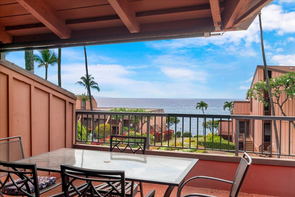 Kuleana II condo # 207, Lahaina, Hawaii - photo 23 of 29