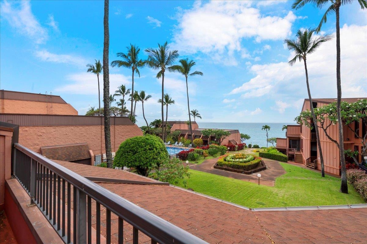 Kuleana II condo # 207, Lahaina, Hawaii - photo 7 of 29