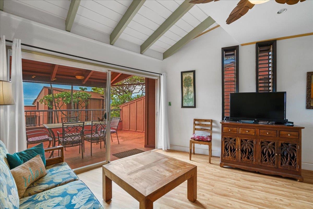 Kuleana II condo # 207, Lahaina, Hawaii - photo 10 of 29