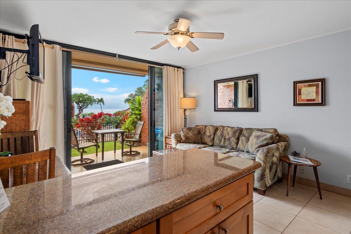 Kuleana II condo # 302, Lahaina, Hawaii - photo 13 of 33