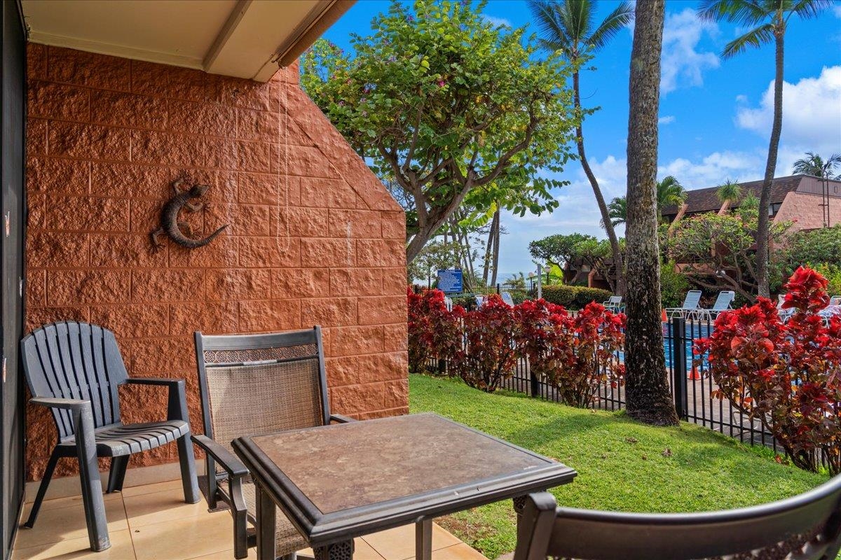 Kuleana II condo # 302, Lahaina, Hawaii - photo 17 of 33