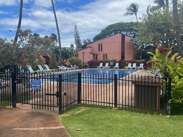 Kuleana II condo # 304, Lahaina, Hawaii - photo 21 of 32