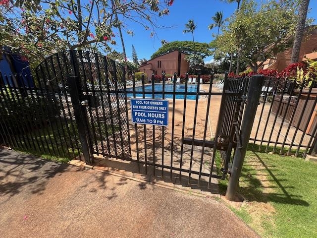 Kuleana II condo # 304, Lahaina, Hawaii - photo 22 of 32