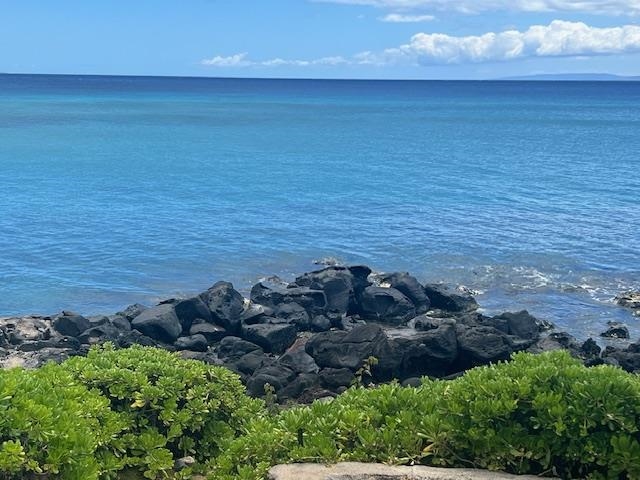 Kuleana II condo # 304, Lahaina, Hawaii - photo 27 of 32