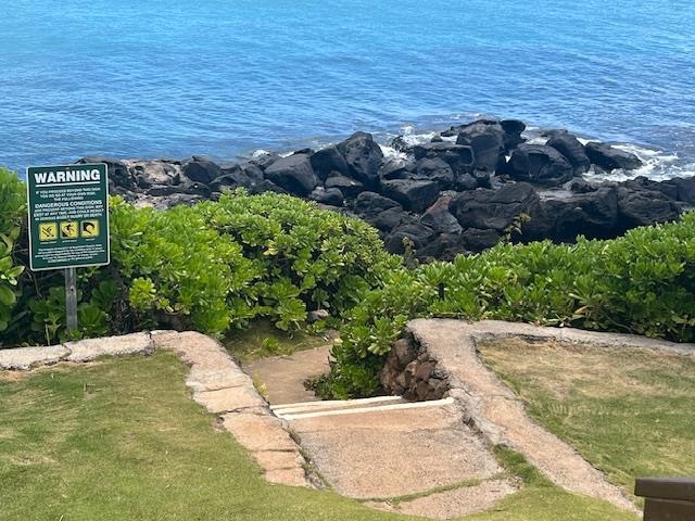 Kuleana II condo # 304, Lahaina, Hawaii - photo 28 of 32