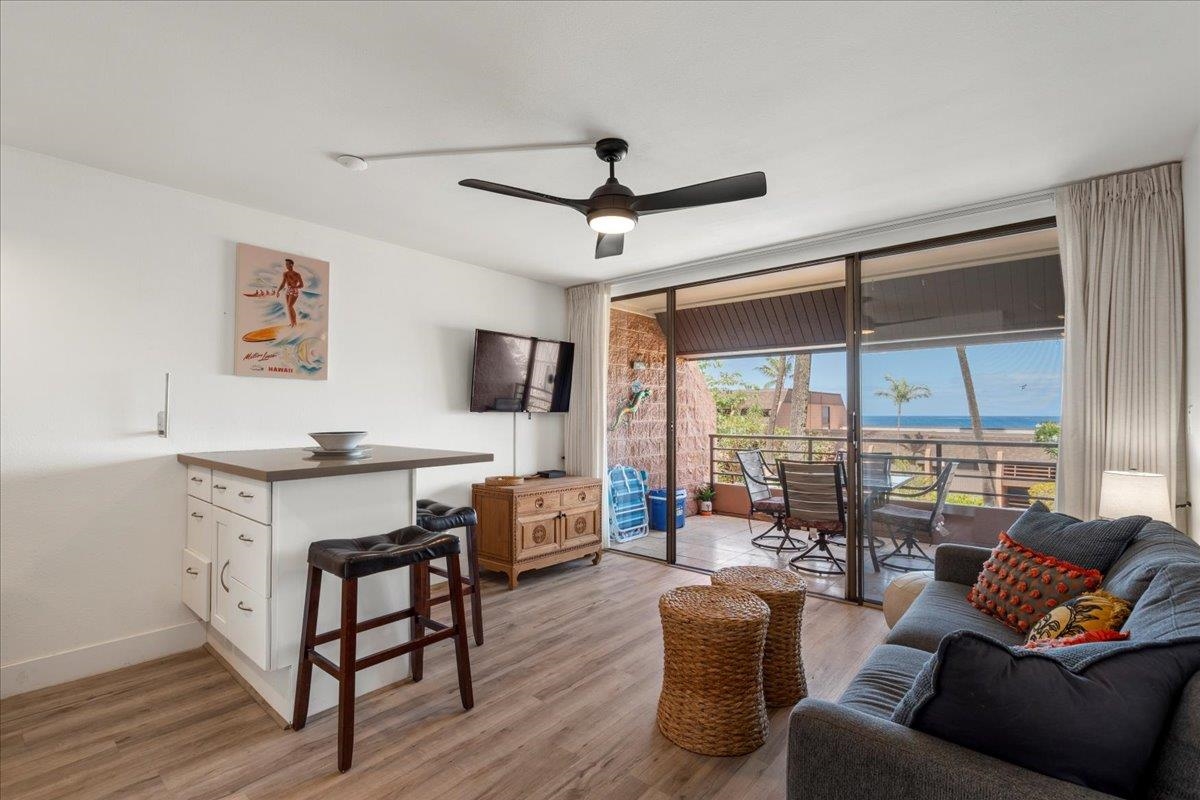 Kuleana II condo # 310, Lahaina, Hawaii - photo 3 of 30