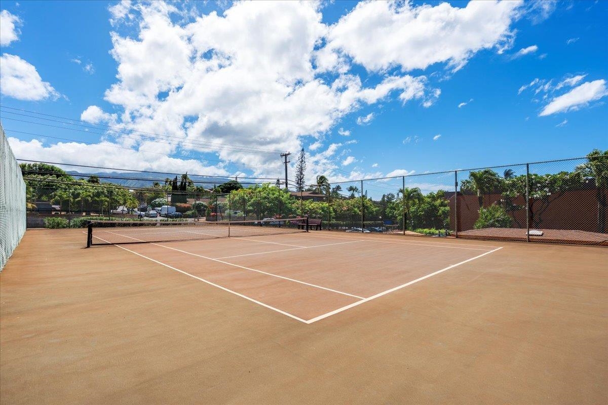 Kuleana II condo # 310, Lahaina, Hawaii - photo 24 of 30