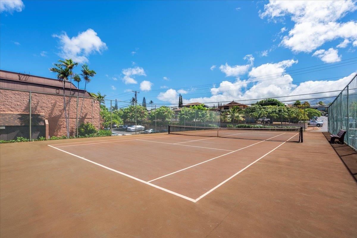 Kuleana II condo # 310, Lahaina, Hawaii - photo 25 of 30