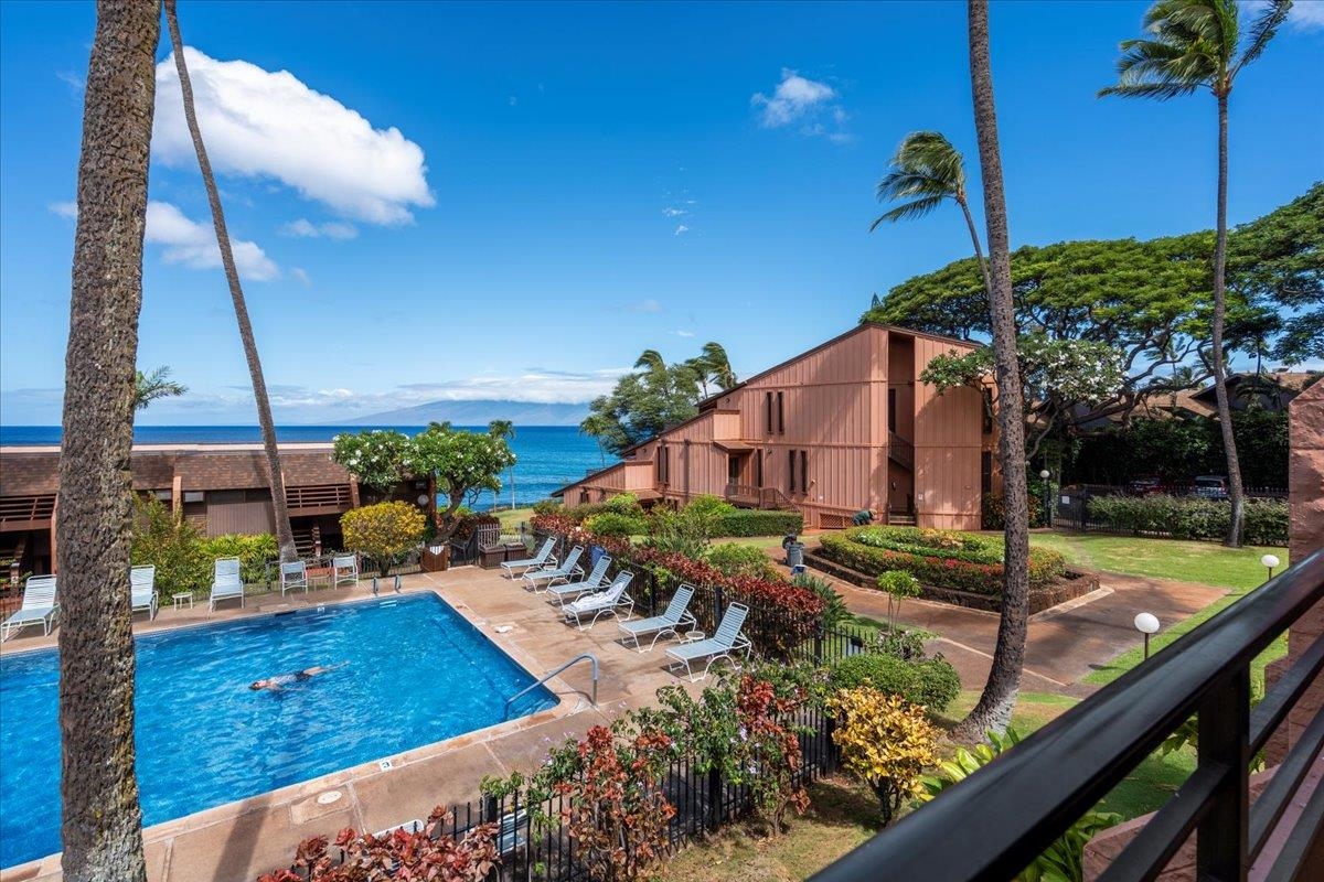 Kuleana II condo # 310, Lahaina, Hawaii - photo 22 of 30