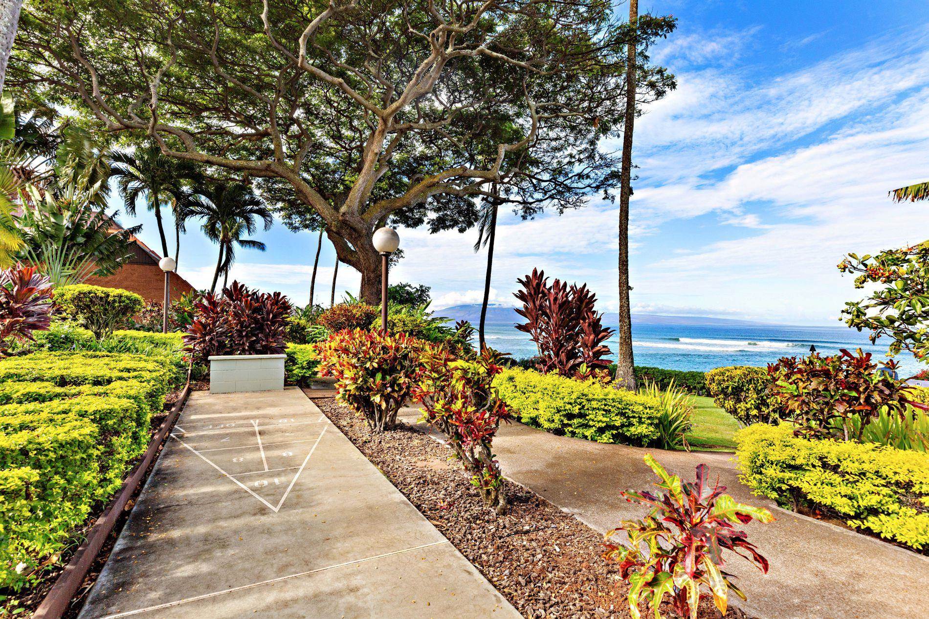 Kuleana II condo # 313, Lahaina, Hawaii - photo 29 of 41