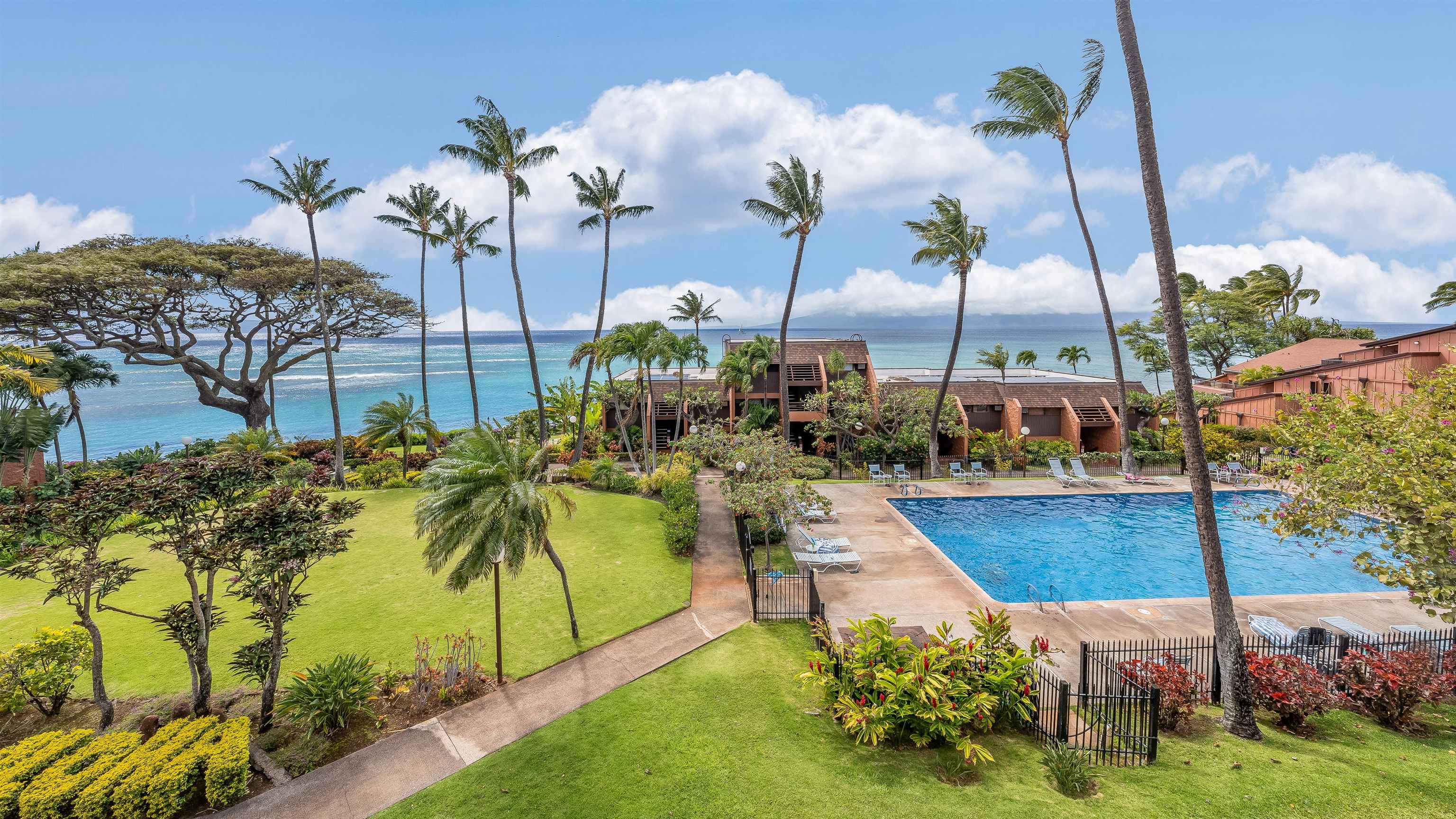 Kuleana II condo # 321, Lahaina, Hawaii - photo 12 of 18