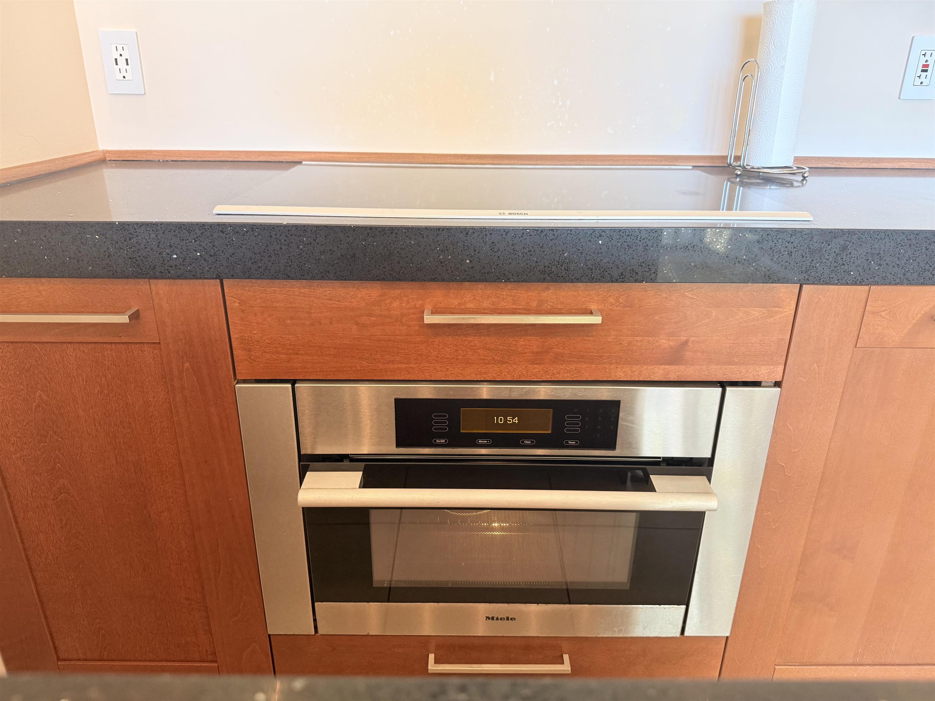 Kuleana II condo # 503, Lahaina, Hawaii - photo 12 of 47