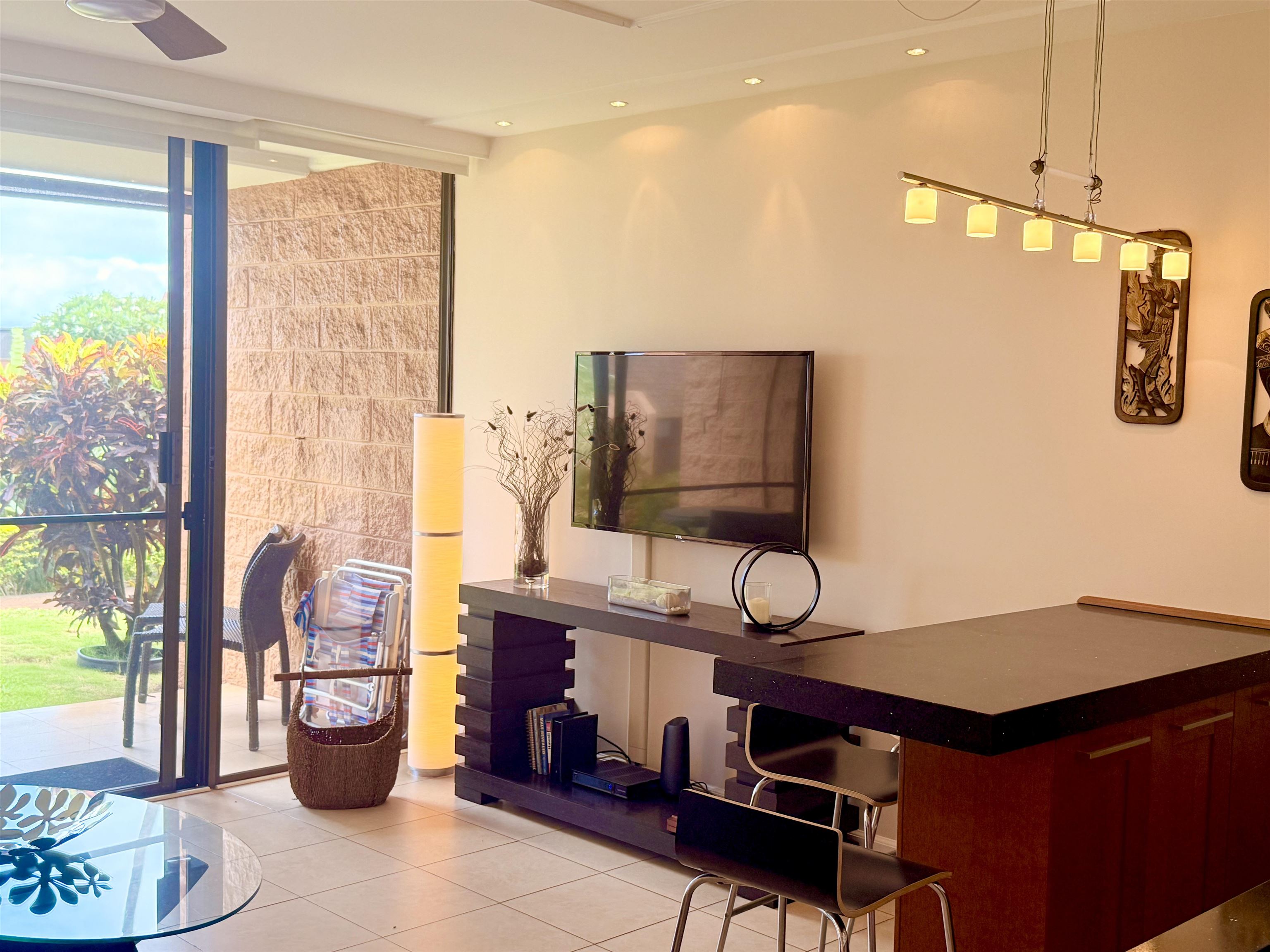 Kuleana II condo # 503, Lahaina, Hawaii - photo 9 of 47