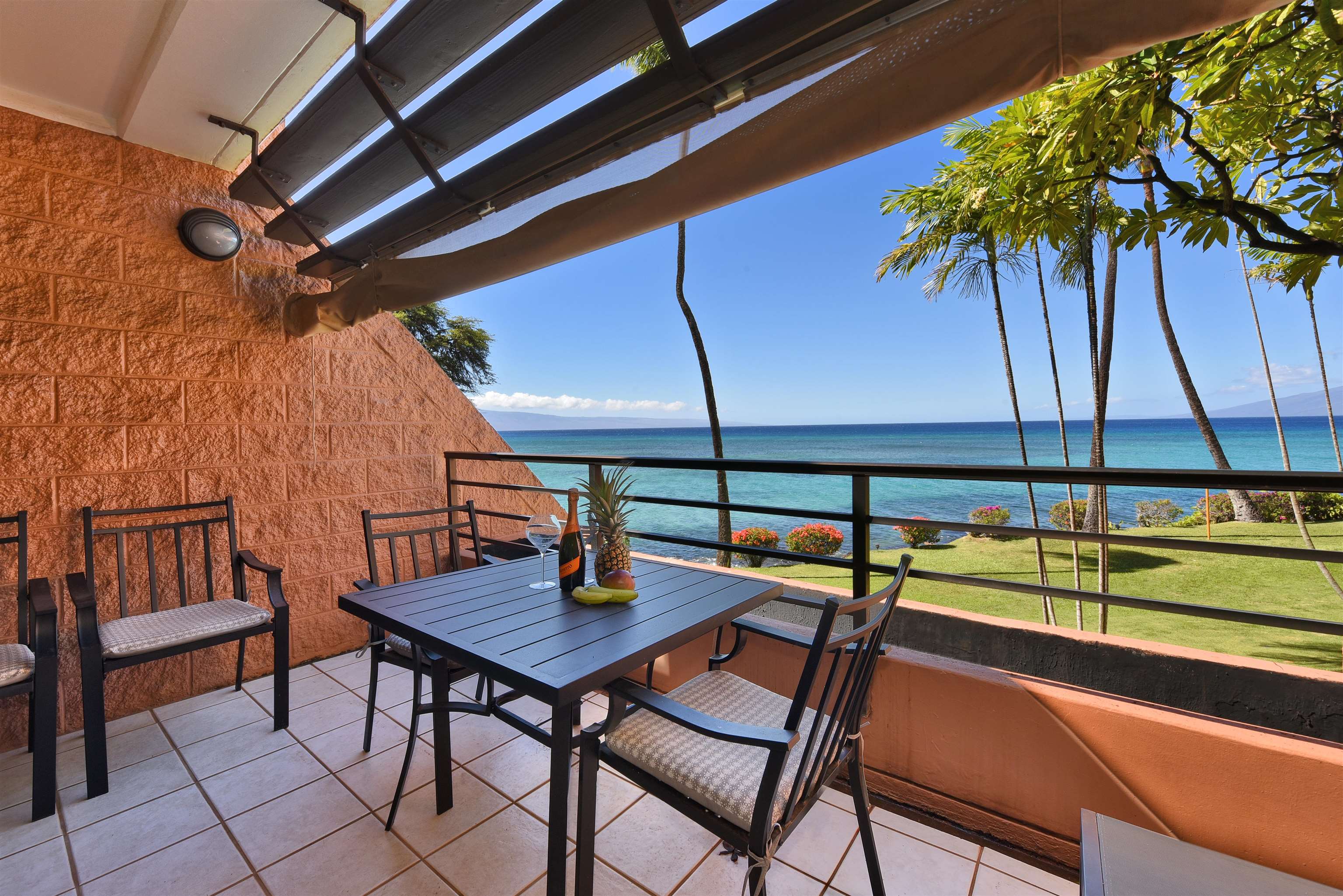 Kuleana II condo # 709, Lahaina, Hawaii - photo 2 of 30