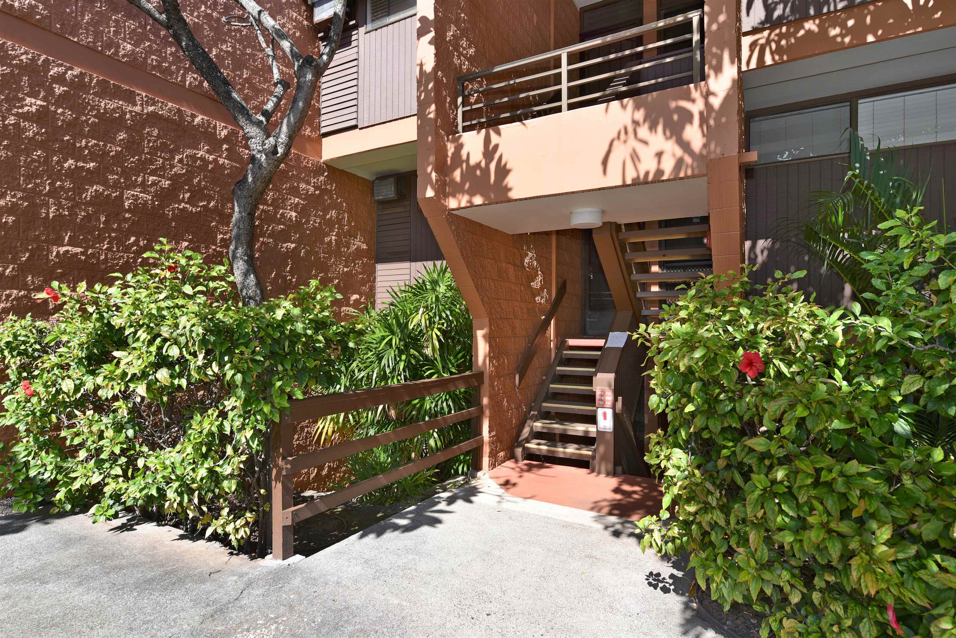 Kuleana II condo # 709, Lahaina, Hawaii - photo 18 of 30