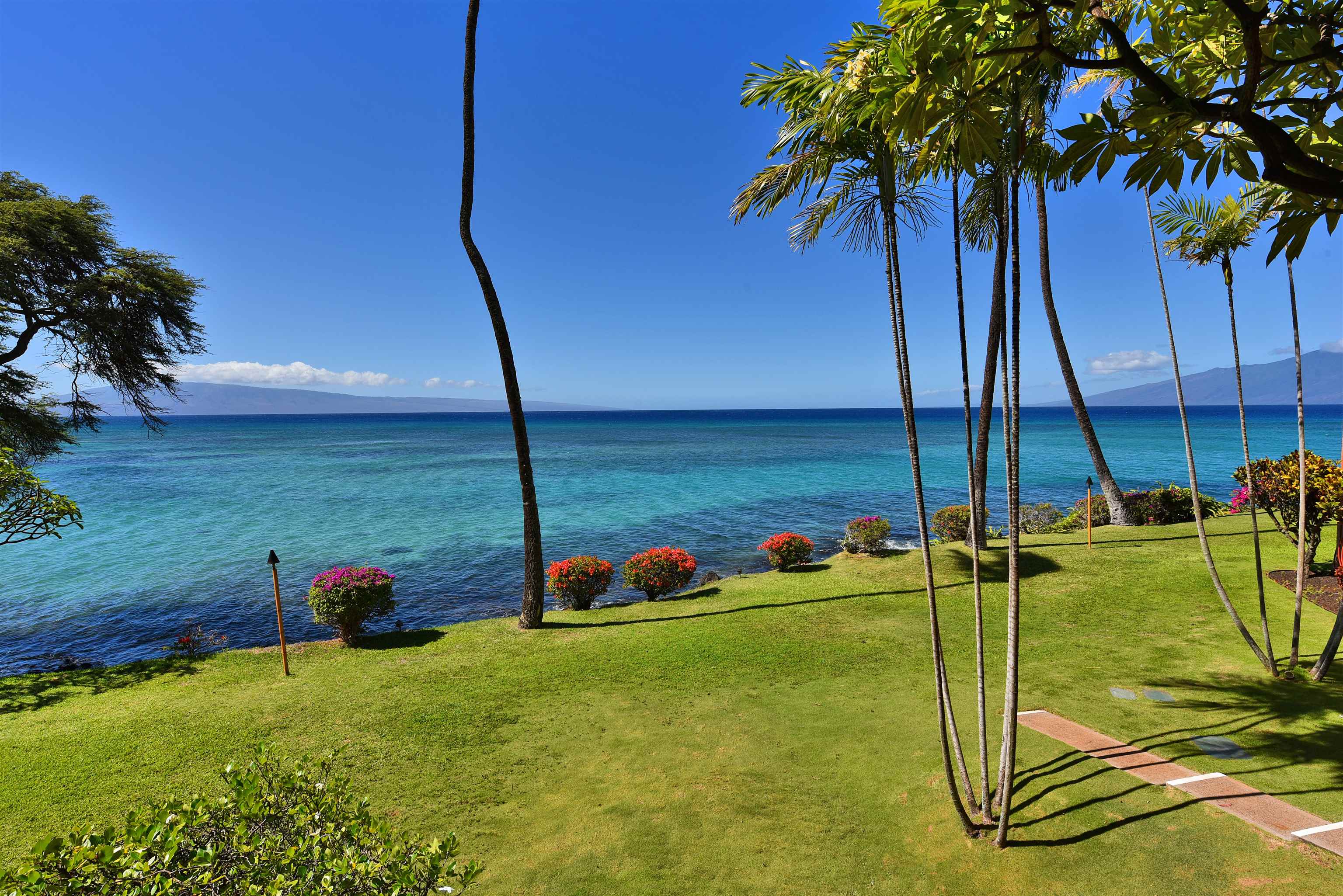 Kuleana II condo # 709, Lahaina, Hawaii - photo 3 of 30