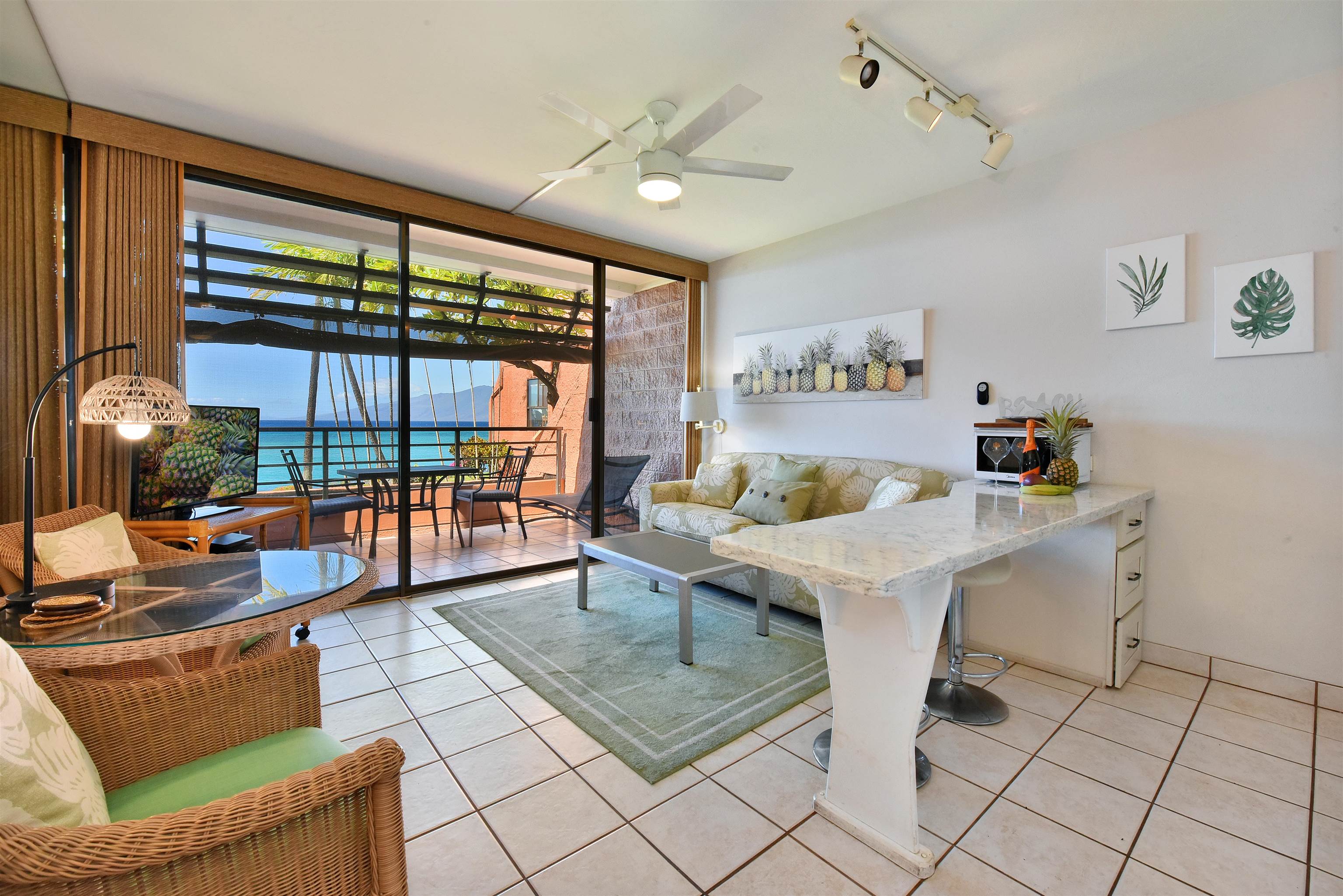 Kuleana II condo # 709, Lahaina, Hawaii - photo 6 of 30