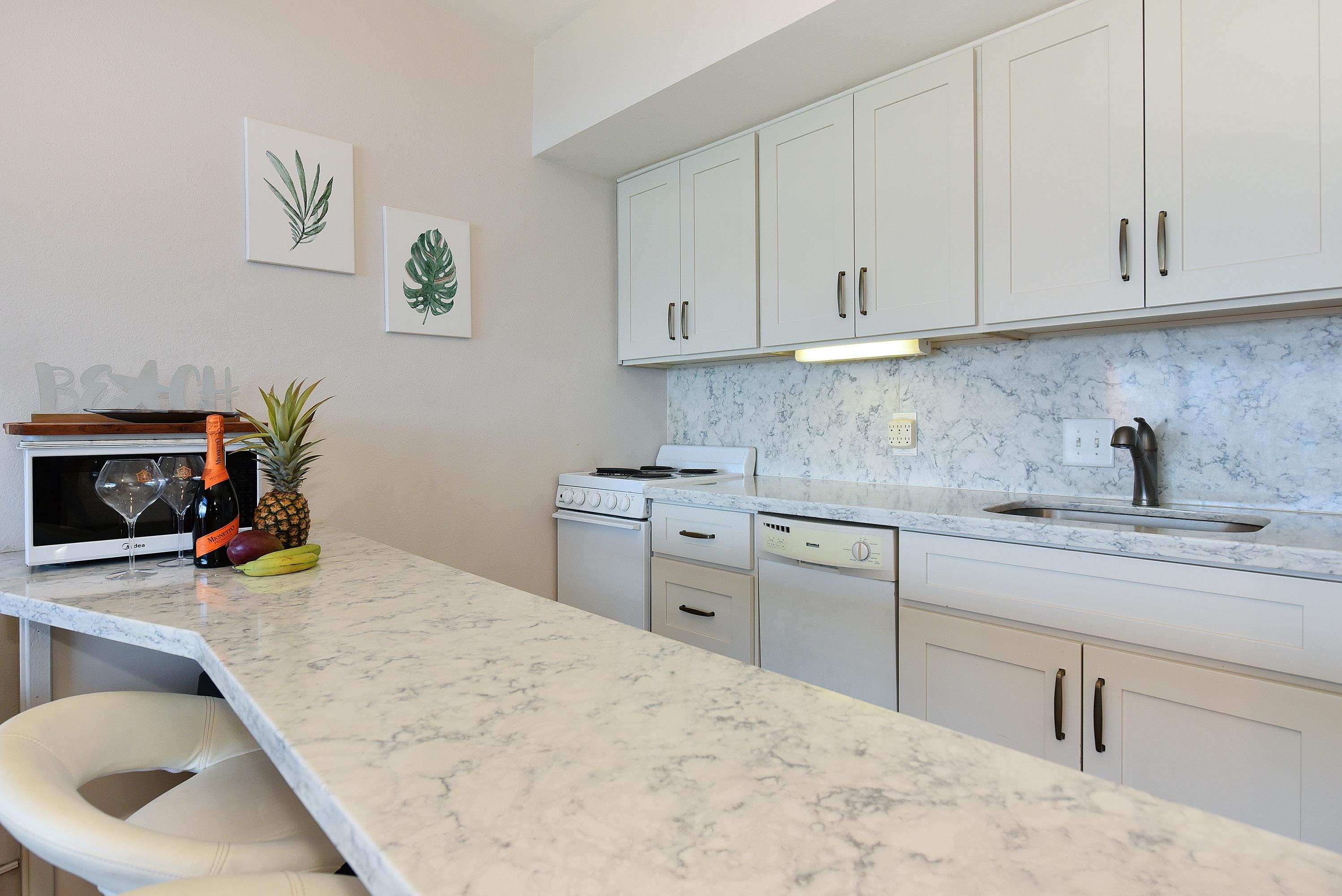 Kuleana II condo # 709, Lahaina, Hawaii - photo 10 of 30