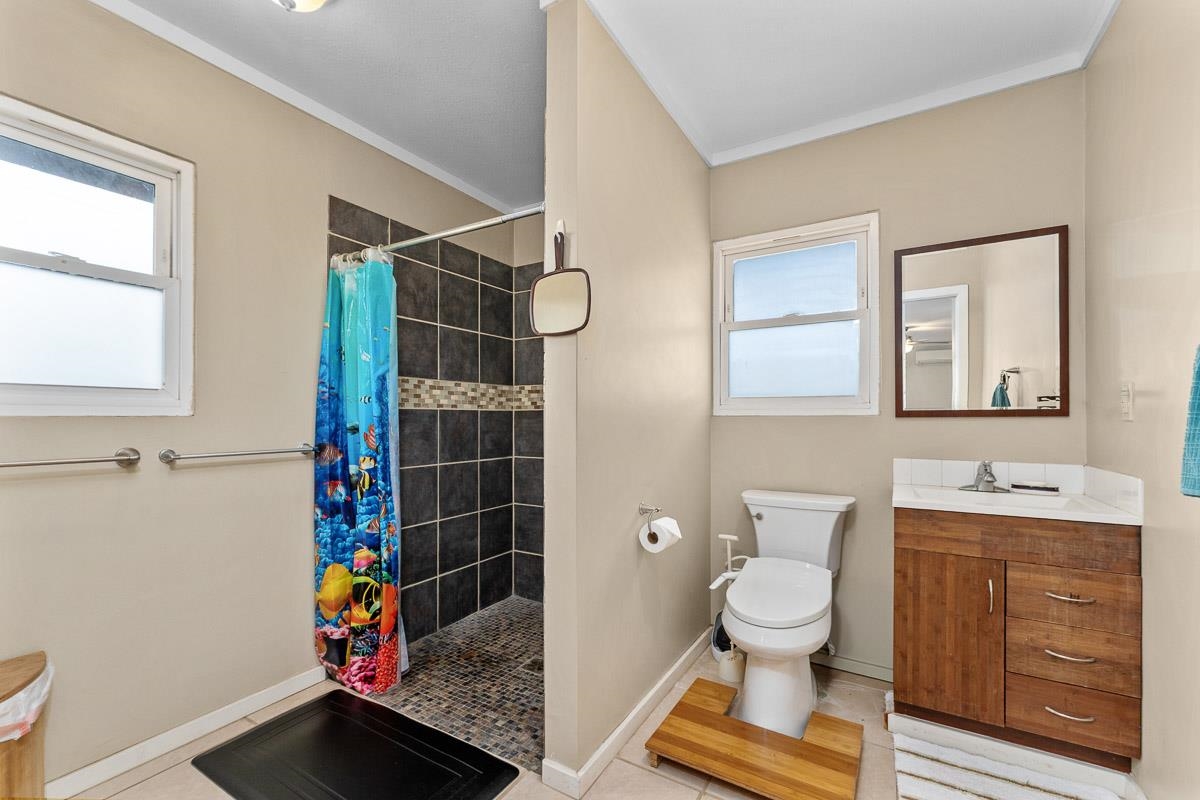 396  Kahiki St , Kahului home - photo 15 of 47