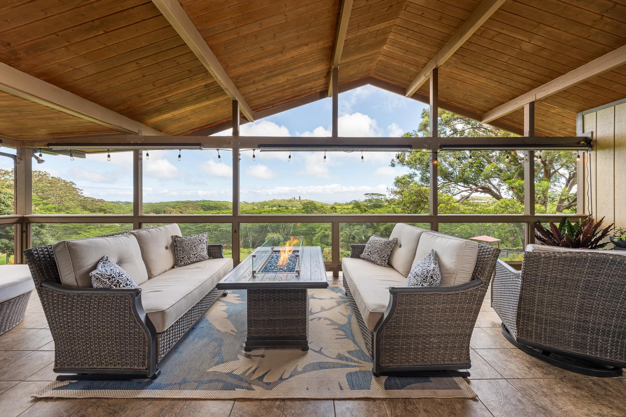 3969  Lepo St , Haiku home - photo 21 of 48