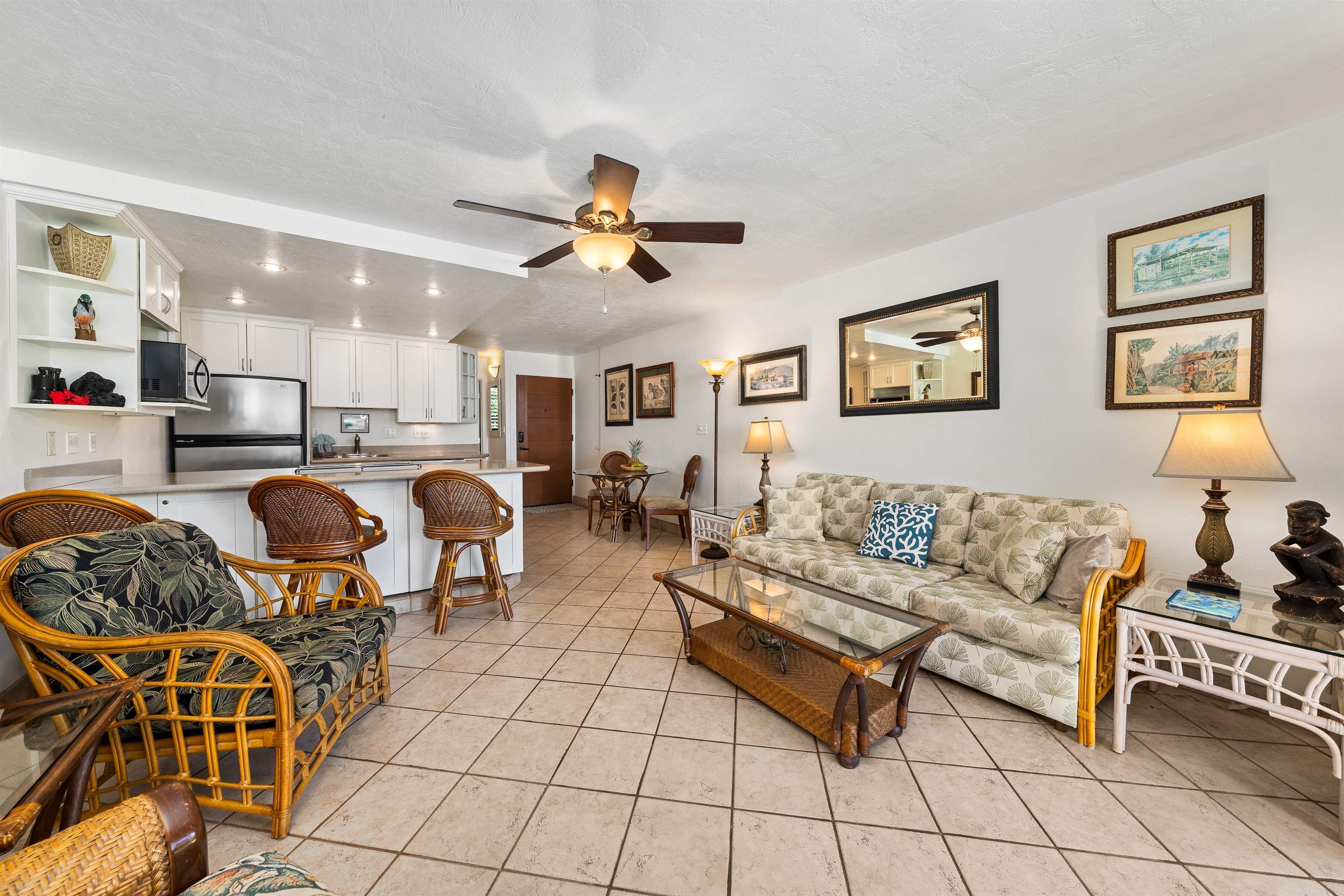 Polynesian Shores condo # 107, Lahaina, Hawaii - photo 11 of 33