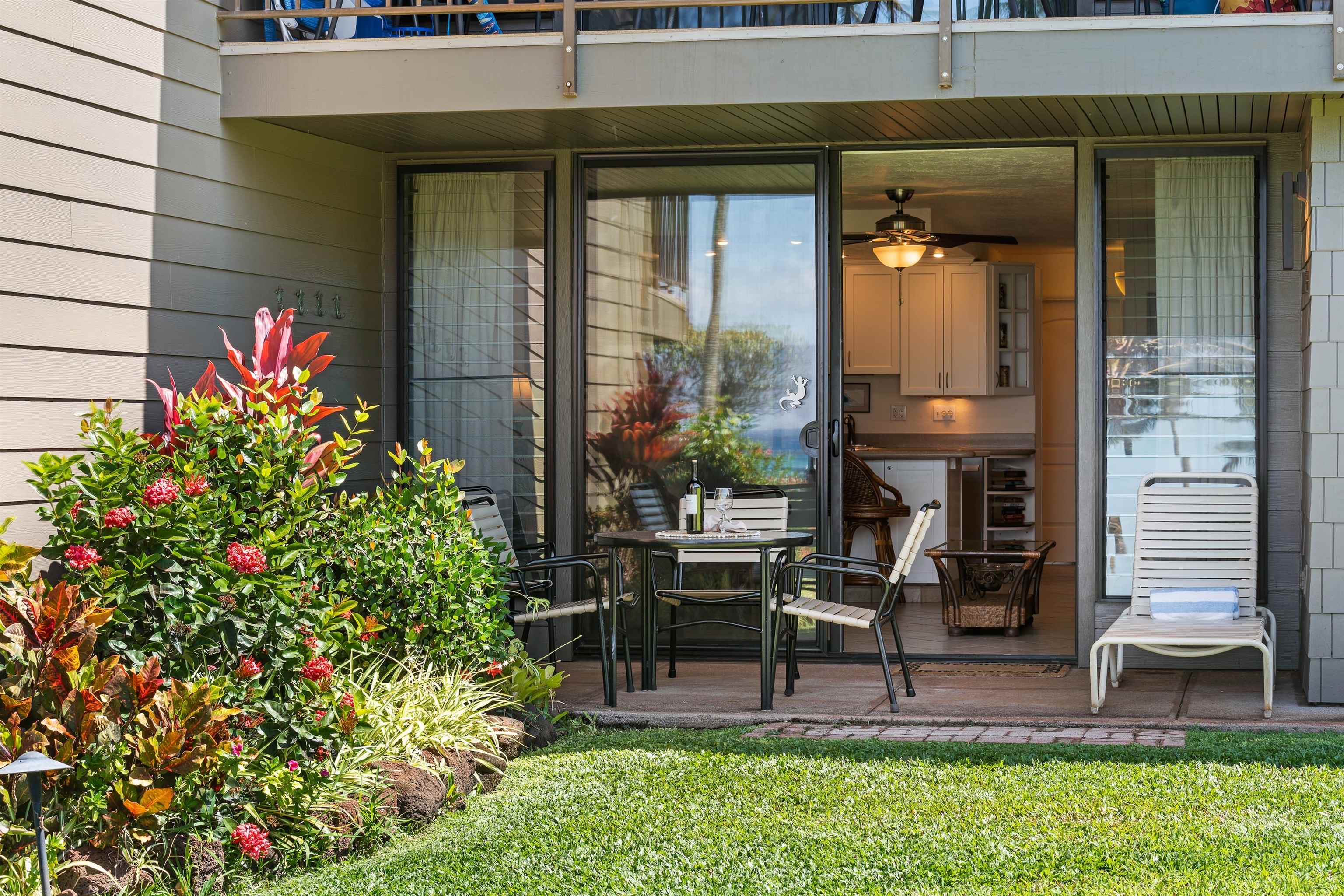 Polynesian Shores condo # 107, Lahaina, Hawaii - photo 24 of 33