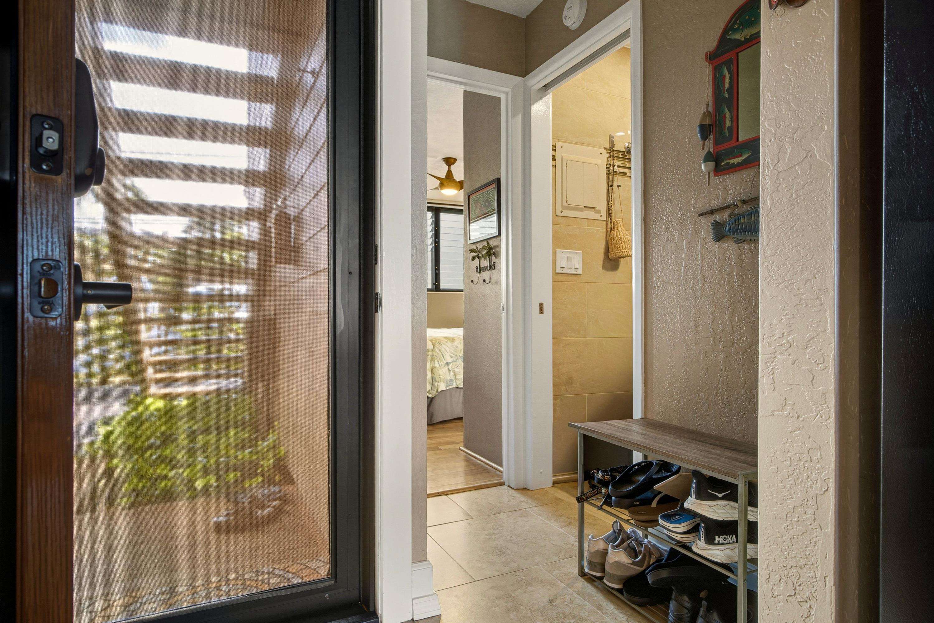 Polynesian Shores condo # 114, Lahaina, Hawaii - photo 15 of 31