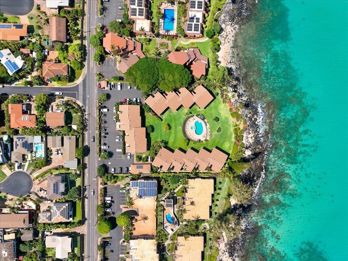 Polynesian Shores condo # 115, Lahaina, Hawaii - photo 36 of 38